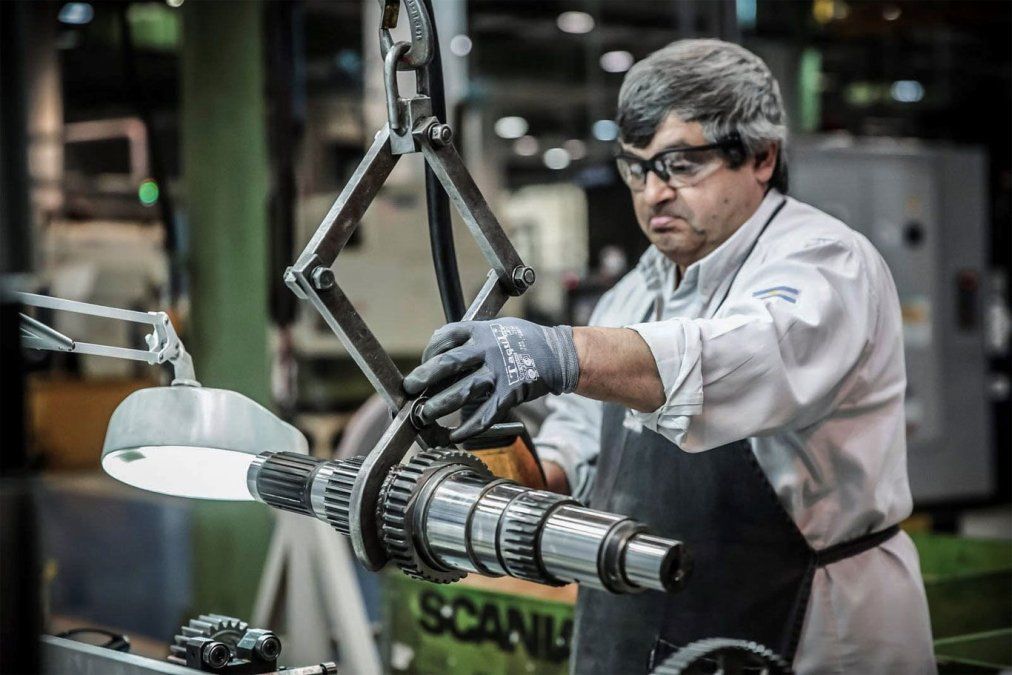 El sector manufacturero cerró el año con una fuerte baja, según el informe de Orlando Ferreres.&nbsp;