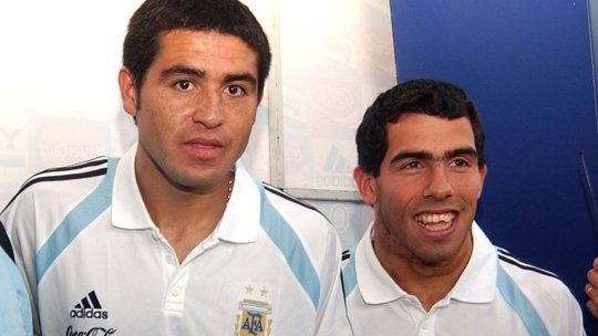 Juan Román Riquelme (Boca) vs Carlos Tévez (Talleres) Juan Román Riquelme (Boca) vs Carlos Tévez (Talleres)