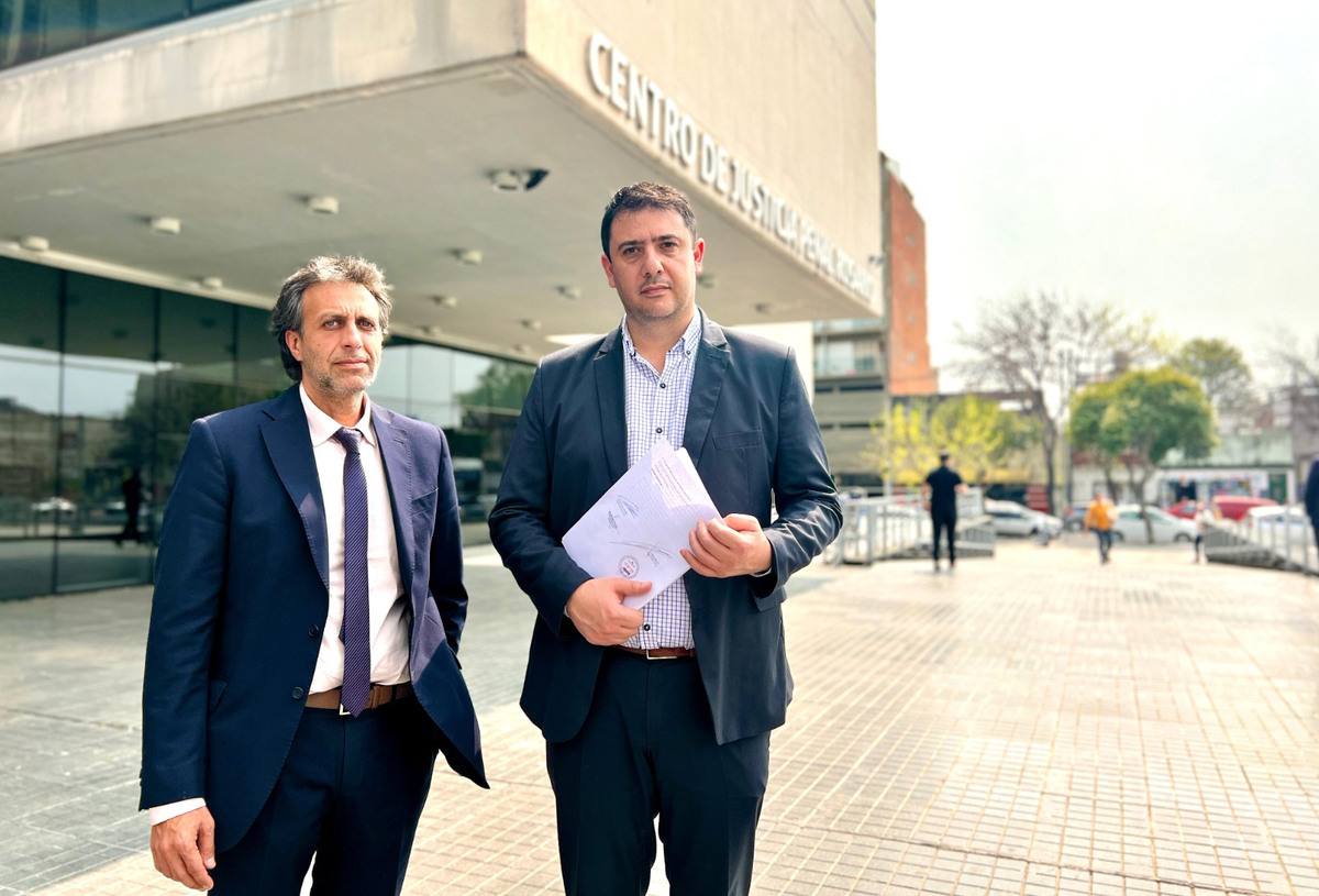 Matías Chale, intendente de Cañada de Gómez y el abogado José Resegue. Matías Chale, intendente de Cañada de Gómez y el abogado José Resegue.