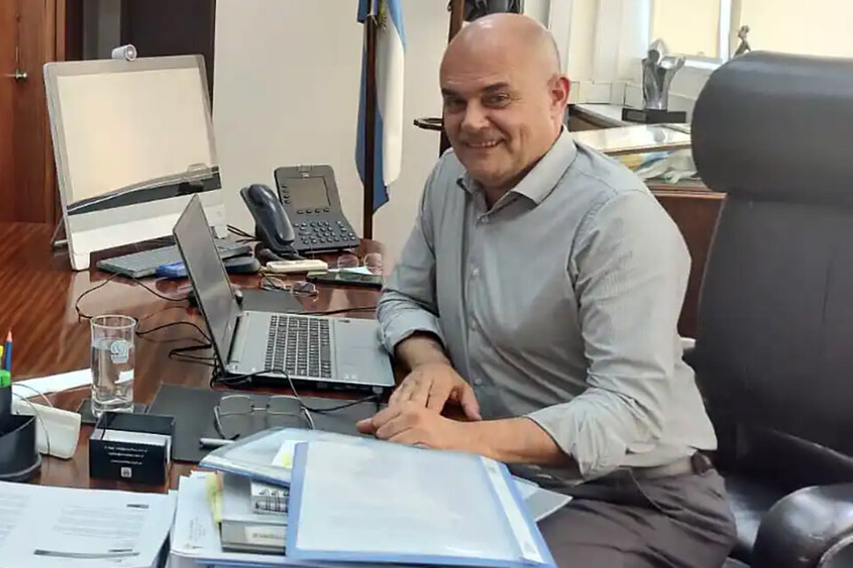 En su nota de renuncia, Raúl Bertola adujo En su nota de renuncia, Raúl Bertola adujo