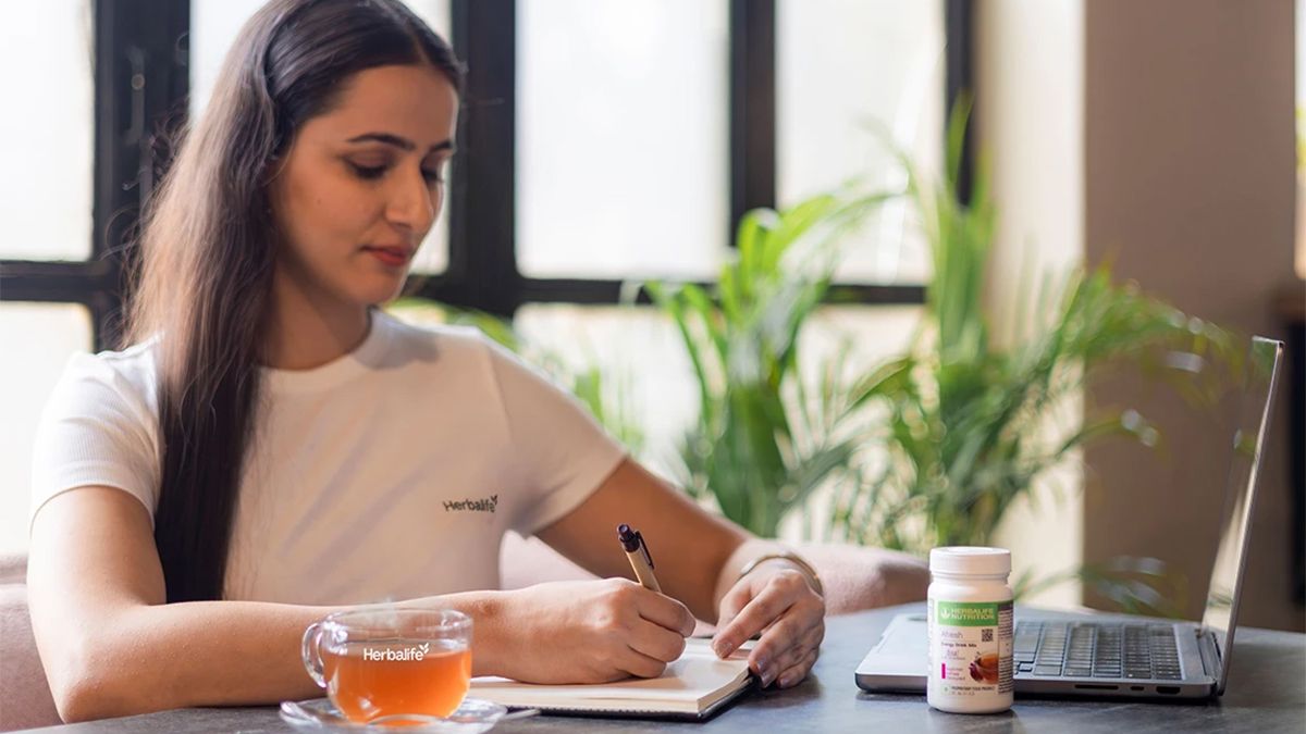 Las mujeres ganan, cada vez, más terreno en todos los ámbitos de la sociedad y más del 70% son quienes emprenden en venta directa. Las mujeres ganan, cada vez, más terreno en todos los ámbitos de la sociedad y más del 70% son quienes emprenden en venta directa.