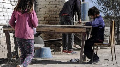 La línea de pobreza en junio fue de $1.128.398 para una familia 