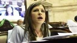 altText(Tras la propuesta de Vallejos, la oposición quiere  impedir que el Estado se quede con parte de las empresas)}