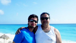 altText(Esteban Aquino, vendehumo que no detiene la sangre del narco)}
