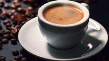 Taza de café espresso, un arma de doble filo. Taza de café espresso, un arma de doble filo.