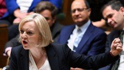 altText(Liz Truss renunció y al Reino Unido habría que cambiarle el nombre: Le echó la culpa a Putin (¿?))}