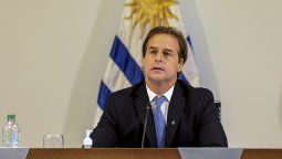 altText(Corrupción, espionaje y escándalo: Uruguay ya no es modelo para FT)}