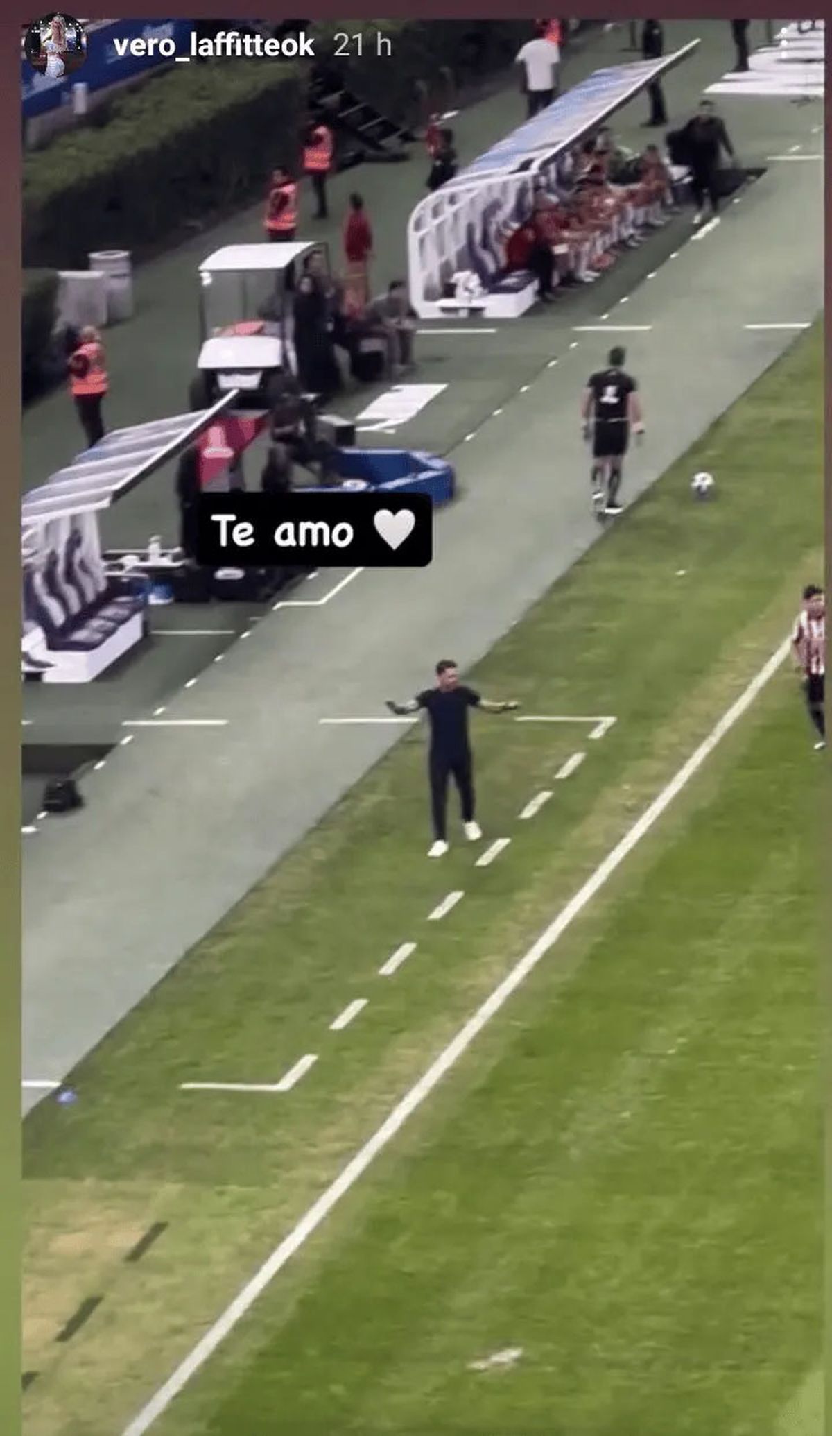 La pareja de Fernando Gago, Ver&oacute;nica Laffitte, public&oacute; posteos ante las versiones de su partida a Boca y se record&oacute; un viejo cruce con Juan Rom&aacute;n Riquelme. (Foto del Instagram de Ver&oacute;nica Laffitte)