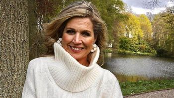 Máxima Zorreguieta y su familia sorprendieron a la comunidad mapuche de Mascardi. Máxima Zorreguieta y su familia sorprendieron a la comunidad mapuche de Mascardi.