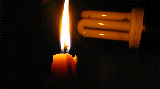 Todavía había miles de usuarios sin luz.