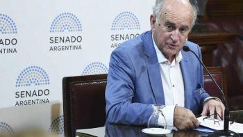 hasta pagina/12 se despega de parrilli y su proyecto redundante sobre los deg y guzman hasta pagina/12 se despega de parrilli y su proyecto redundante sobre los deg y guzman