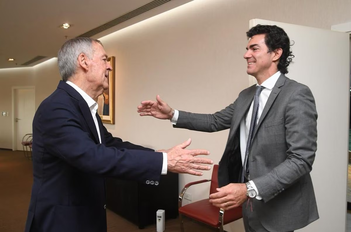 Tras meses de charlas, la construcción de un espacio antigrieta de Juan Manuel Urtubey junto a Juan Schiaretti es un hecho.