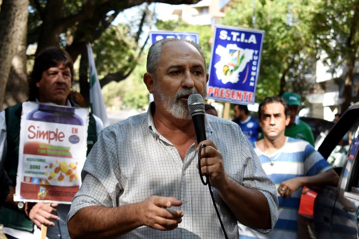Héctor Morcillo, secretario General de la FTIA, dijo que después de varias horas de negociación, no pudimos llegar a ningún acuerdo, por lo que hemos quedando liberados para decidir las medidas de fuerza que consideramos necesarias.