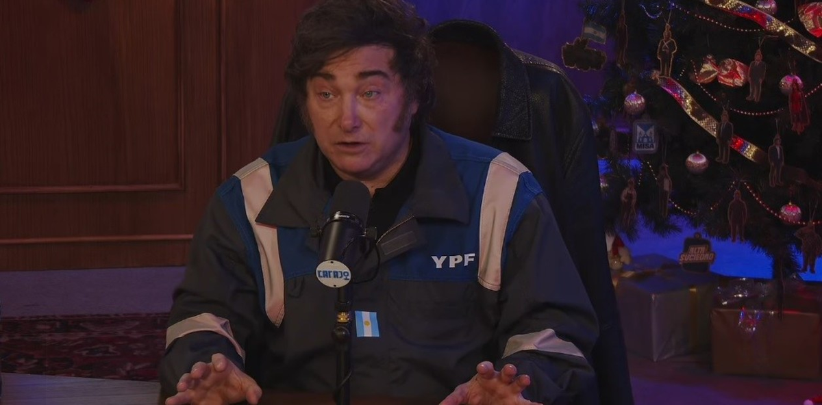 Javier Milei volvió a usar a Lali como ejemplo de su "batalla cultural", cuestionando el arte financiado por el Estado. Javier Milei volvió a usar a Lali como ejemplo de su "batalla cultural", cuestionando el arte financiado por el Estado.