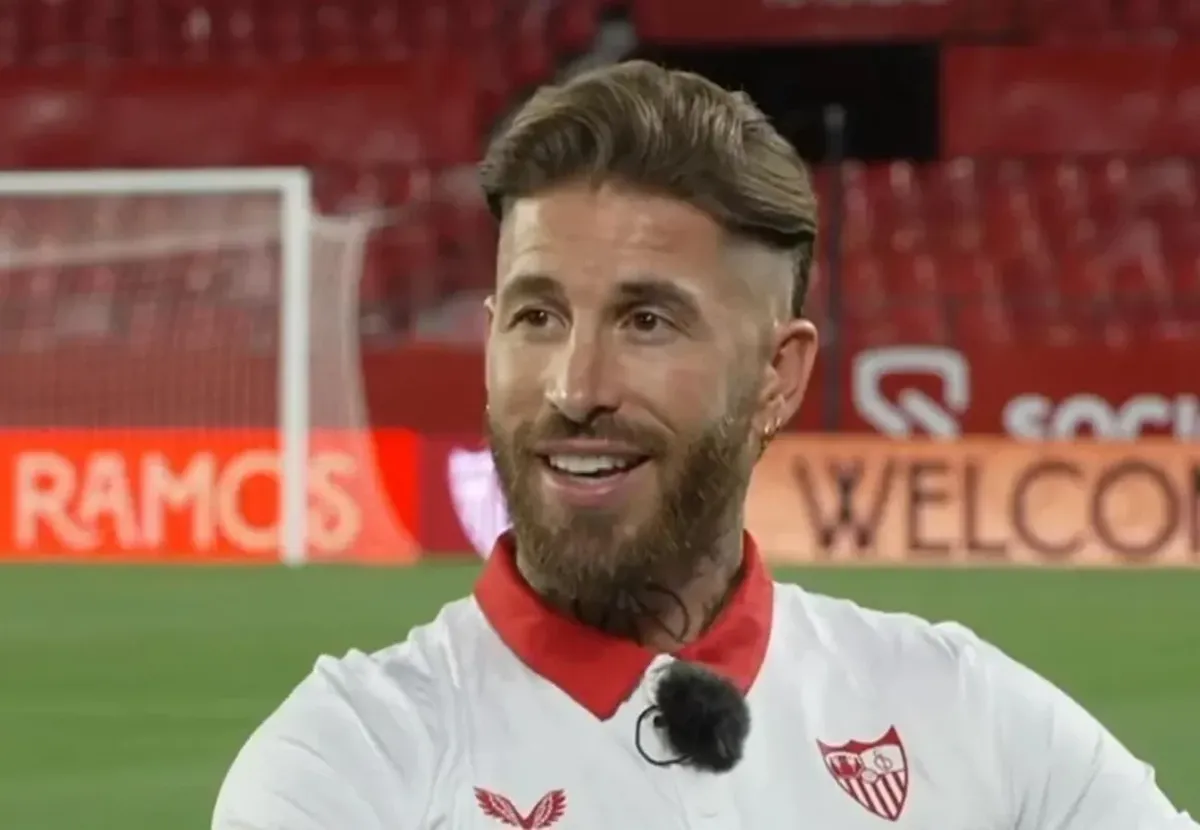 “Era una deuda con mi abuelo, con mi padre y con el sevillismo”: la frase que Sergio Ramos pronunció cuando regresó como jugador al Sevilla FC. “Era una deuda con mi abuelo, con mi padre y con el sevillismo”: la frase que Sergio Ramos pronunció cuando regresó como jugador al Sevilla FC.