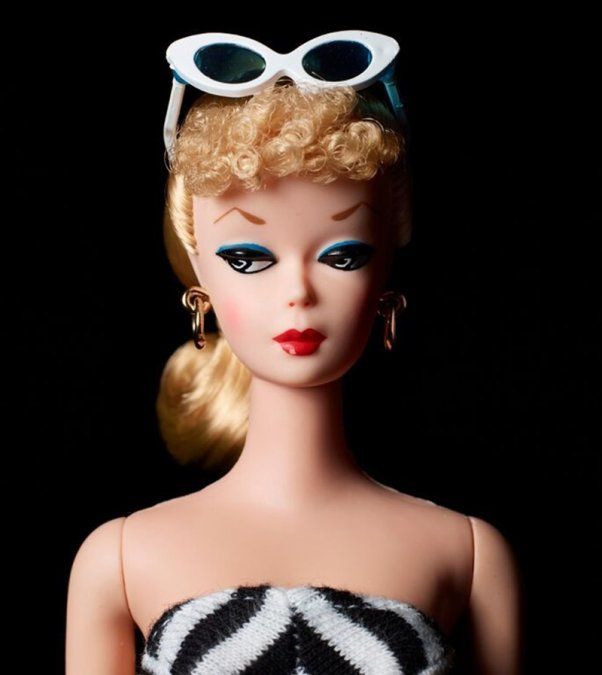 Sencillez Especialmente Exceder Barbie rumbo a la 3ra. Edad: cumple 59 y se hace una plástica