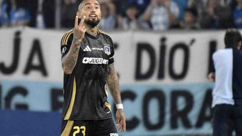 Arturo Vidal provocó, lo expulsaron y Racing le respondió: 