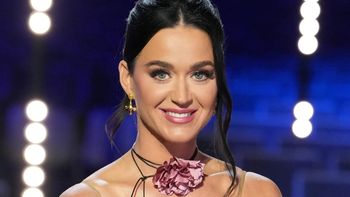 Hoy, Katy Perry celebra otro año de vida. La chica que empezó siendo cristiana y se transformó en una exitosa cantante, gracias a I Kissed a Girl y Roar. Hoy, Katy Perry celebra otro año de vida. La chica que empezó siendo cristiana y se transformó en una exitosa cantante, gracias a I Kissed a Girl y Roar.
