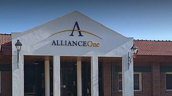 Alarma en el sector tabacalero: Una multinacional cierra su planta en Jujuy con 120 despidos