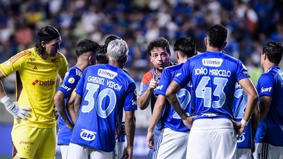 Cruzeiro perdió US$ 4 millones y su DT Fernando Diniz está en la mira