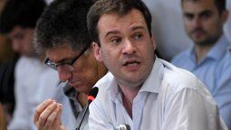 Juan Manuel López respondió la carta de los halcones de Bullrich.