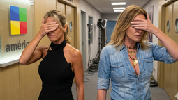 América TV complicado porque dos de sus conductoras más fuertes no se bancan, los pases no salen y hasta hablan de topos. ¿Se picó en serio o venden humo? Fuente: Gemini América TV complicado porque dos de sus conductoras más fuertes no se bancan, los pases no salen y hasta hablan de topos. ¿Se picó en serio o venden humo? Fuente: Gemini