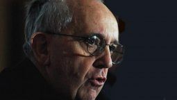 altText(Otra vez Página/12 contra el Papa (y Verbitsky le promete un domingo en el infierno))}