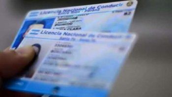 Sin licencia de conducir por falta de insumos... Sin licencia de conducir por falta de insumos...