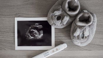 'Achican' escuelas por otro dato negativo: Se acentúa el derrumbe de la natalidad en la Argentina