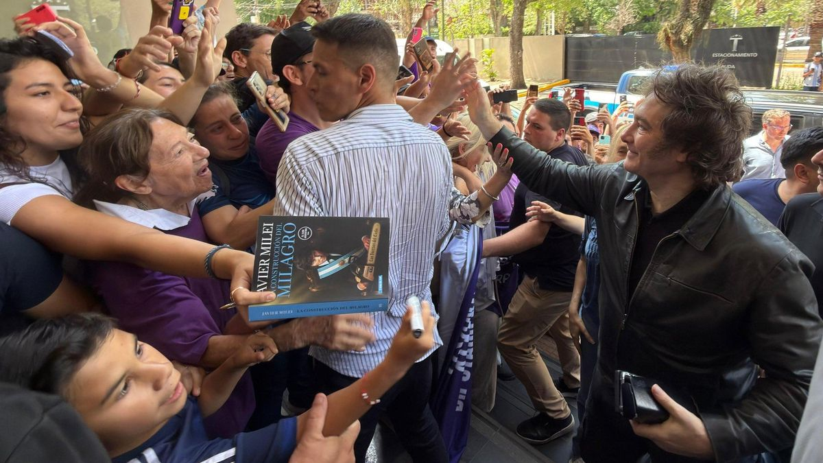 Javier Milei en Chaco por las elecciones de octubre Javier Milei en Chaco por las elecciones de octubre