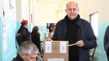 Omar Perotti y la búsqueda de votos. Omar Perotti y la búsqueda de votos.