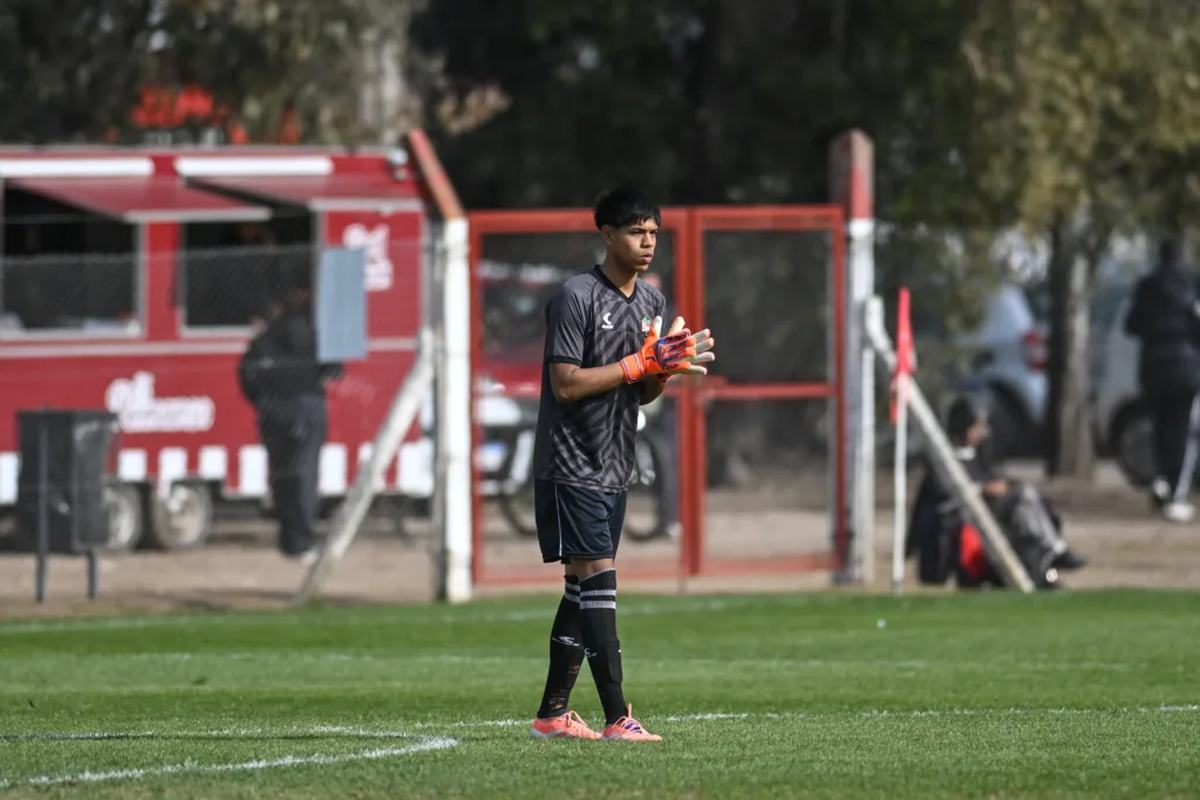 Santino Arias, arquero Pincha Santino Arias, arquero Pincha