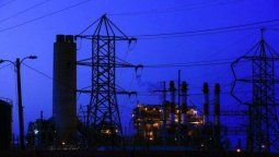 altText(Francia nacionalizará la endeudada gigante eléctrica EDF)}