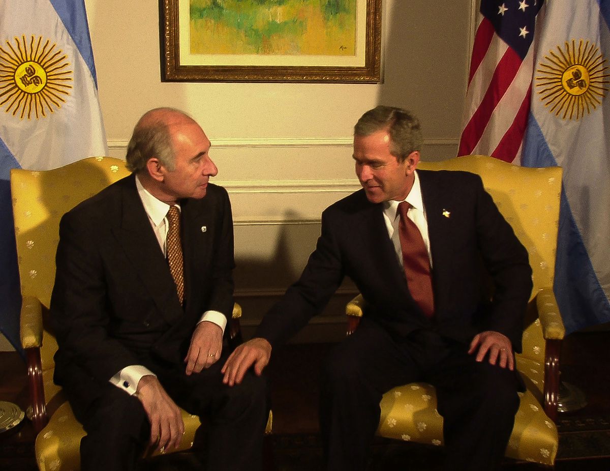 Fernando de la Rúa y George Bush en noviembre 2001.