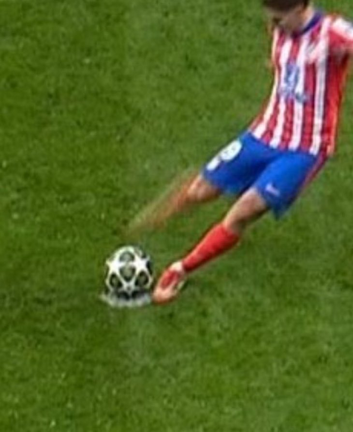 El penal de la polémica entre UEFA y el Atlético MAdrid. El penal de la polémica entre UEFA y el Atlético MAdrid.