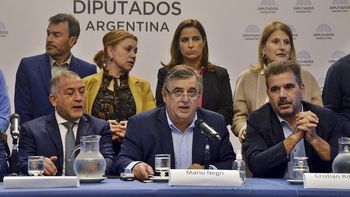La mesa nacional de Juntos por el Cambio emitió un comunicado en contra del Gobierno. La mesa nacional de Juntos por el Cambio emitió un comunicado en contra del Gobierno.