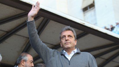 Chicana de Página12 a Sergio Massa y Navarro contra Clarín