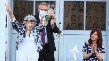 montoneros no eran una ong, no debemos negar o disimular los crimenes de los guerrilleros montoneros no eran una ong, no debemos negar o disimular los crimenes de los guerrilleros