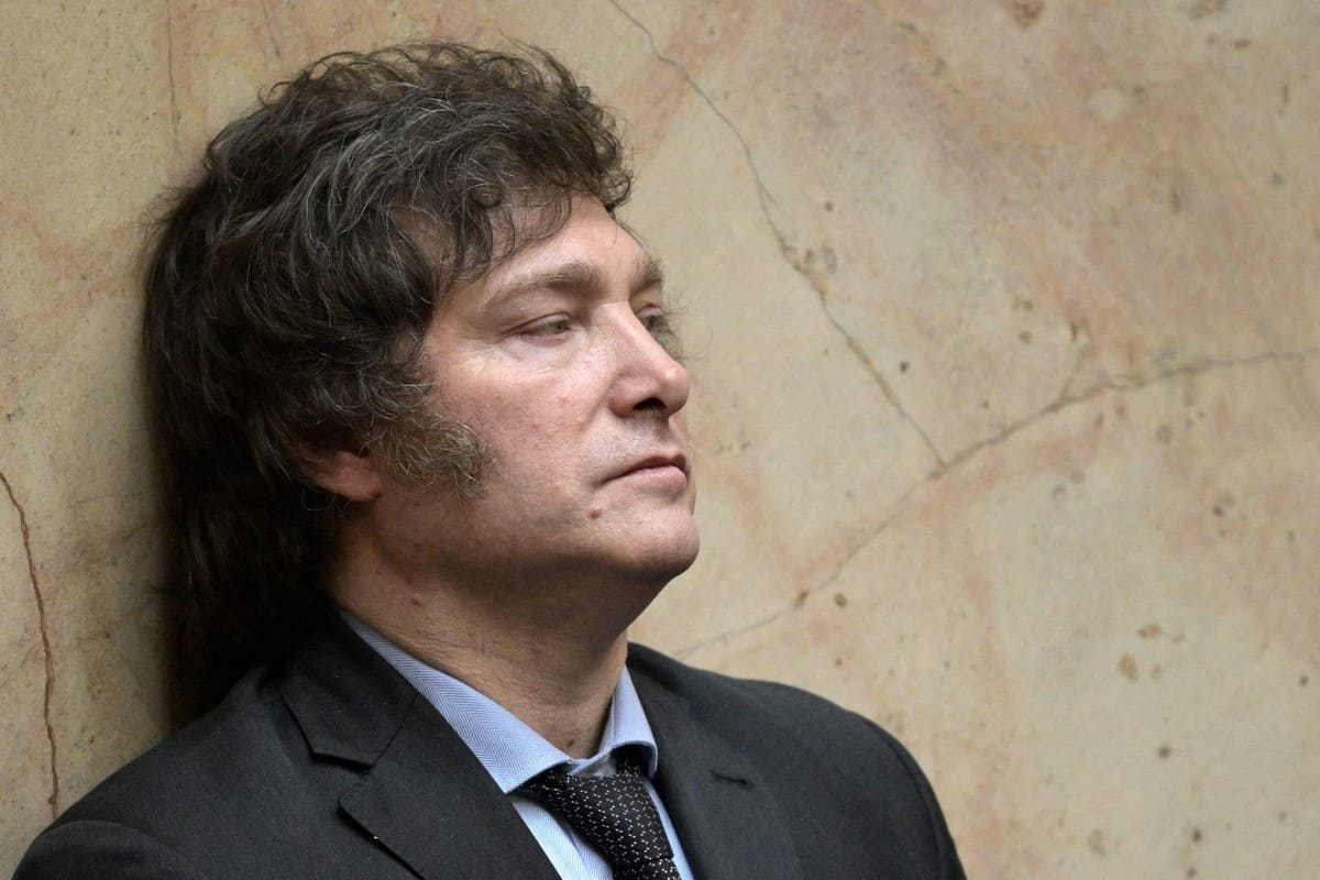 La AFA presentó una cautelar que anula los artículos del DNU de Javier Milei que permiten las SAD en el fútbol argentino. La AFA presentó una cautelar que anula los artículos del DNU de Javier Milei que permiten las SAD en el fútbol argentino.