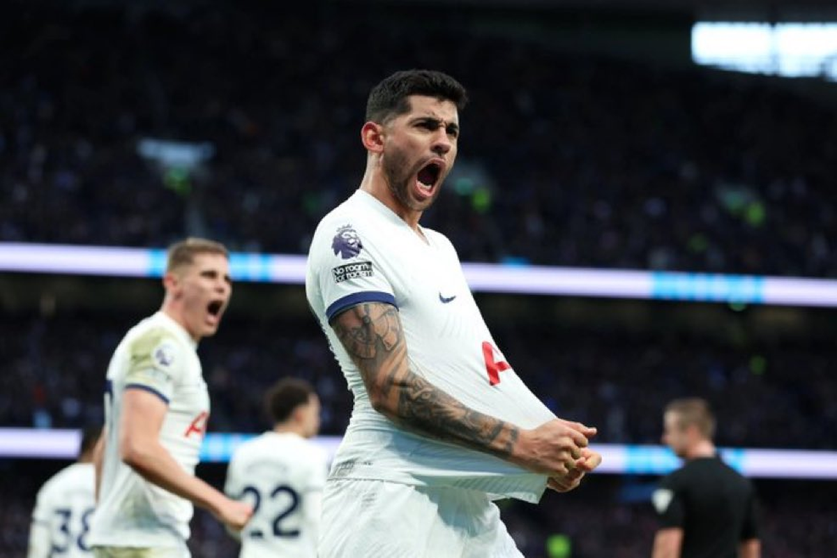 El "Cuti" Romero fue campeón con Tottenham. El "Cuti" Romero fue campeón con Tottenham.