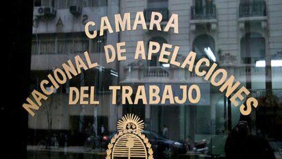 La Cámara Laboral dictó otra cautelar contra el DNU