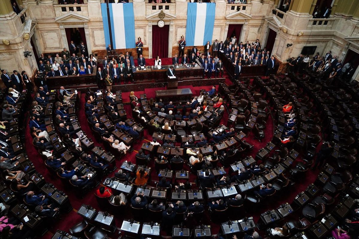 El recinto del Congreso semivacío ante la ausencia del grueso del arco opositor durante el discurso de Milei ante la Asamblea Legislativa. El recinto del Congreso semivacío ante la ausencia del grueso del arco opositor durante el discurso de Milei ante la Asamblea Legislativa.