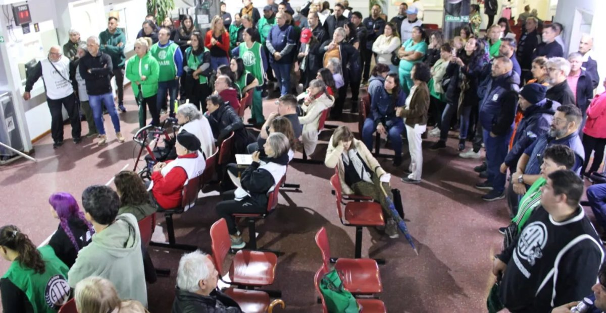 Reclaman la reincorporación de Melina Gutiérrez. Reclaman la reincorporación de Melina Gutiérrez. 