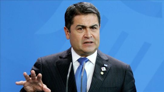 Donald Trump indulta a expresidente narco ¿cambia algo para Lorena Villaverde? Donald Trump indulta a expresidente narco ¿cambia algo para Lorena Villaverde?