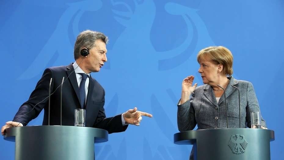Merkel, la primera en oponerse a seguir financiando el programa económico en la Argentina.
