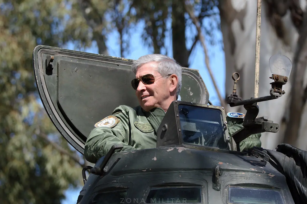 ¿Y qué hacemos con Xavier Isaac? ¿Y qué hacemos con Xavier Isaac?