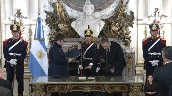 Juró Manuel Adorni como nuevo jefe de Gabinete