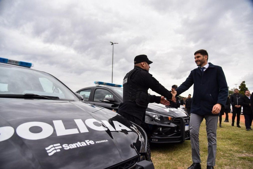 Tras el conflicto policial, el gobernador pateó el tablero.&nbsp;