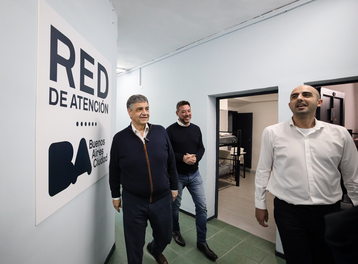 Constantino, detr&aacute;s de Jorge Macri