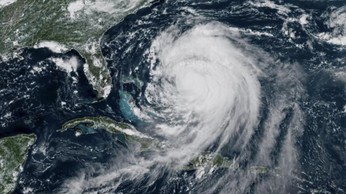 Ciclón en USA puso bajo alerta a más de la mitad de la población. La combinación de aire ártico y lluvias torrenciales ha generado capas de hielo Ciclón en USA puso bajo alerta a más de la mitad de la población. La combinación de aire ártico y lluvias torrenciales ha generado capas de hielo